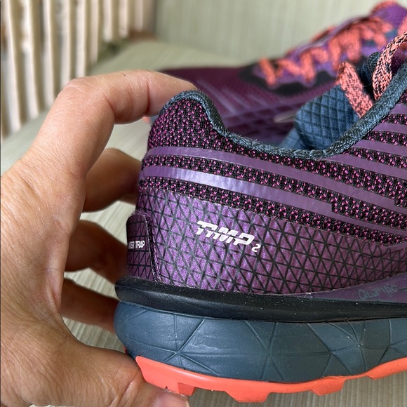 Like new - ALTRA Torin TMP Women’s Trail Running Shoes - Picture 8 of 11